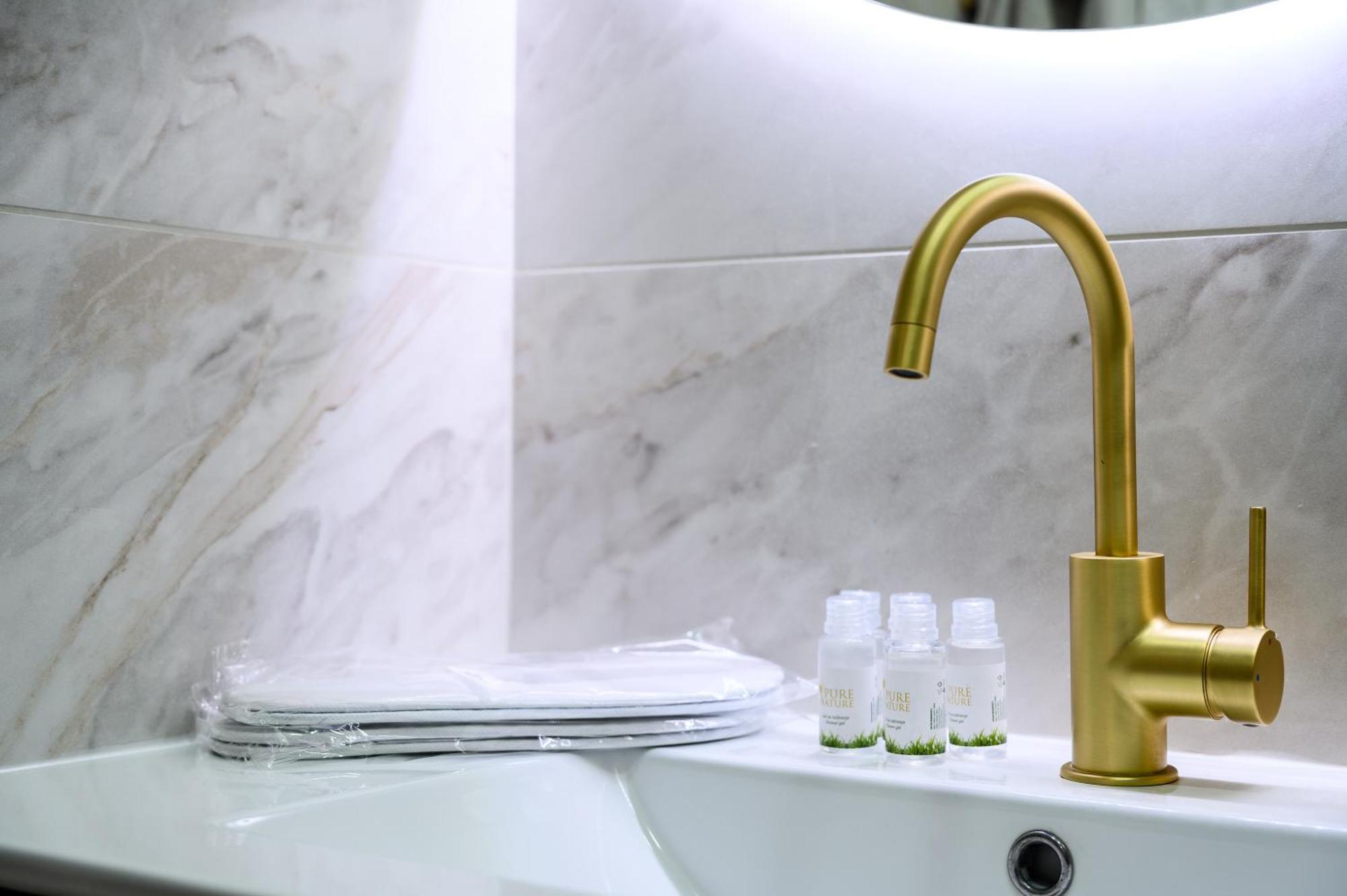 Urban Downtown Luxury Rooms And Suites Belgrad Zimmer foto